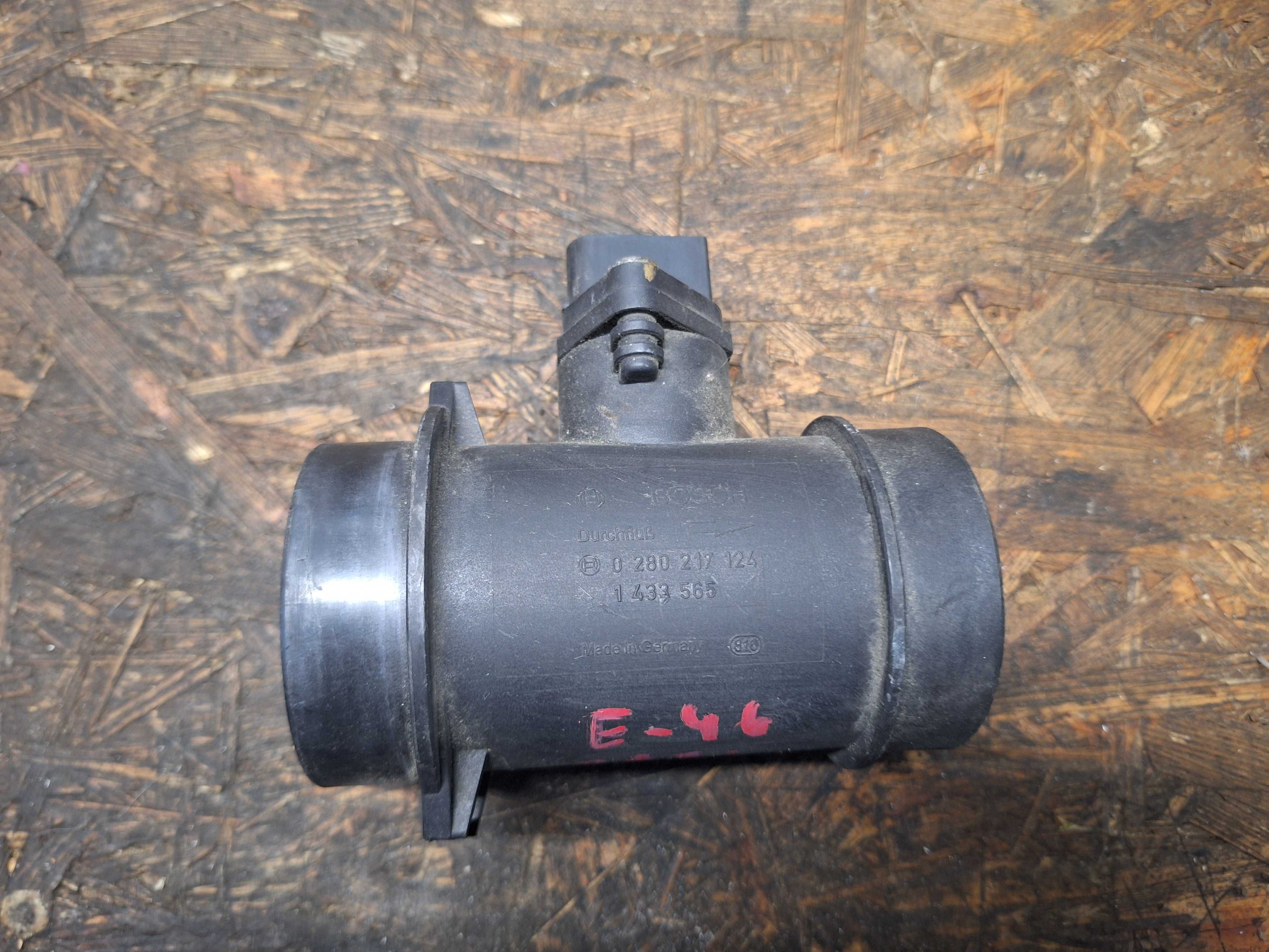 Oryginalny przepływomierz powietrza BMW e36 e46 z3 silnik 1,9 m43tu