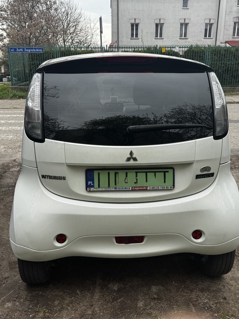Mitsubishi i-MiEV 2010