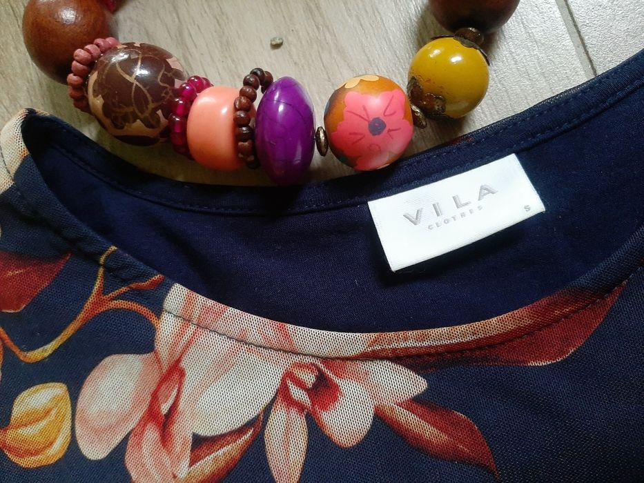 Wizytowa sukienka Vila, rozm.S/M- storczyków raj, stan idealny