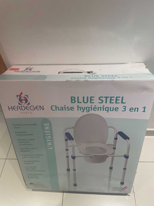 Cadeira sanitária em ótimo estado.