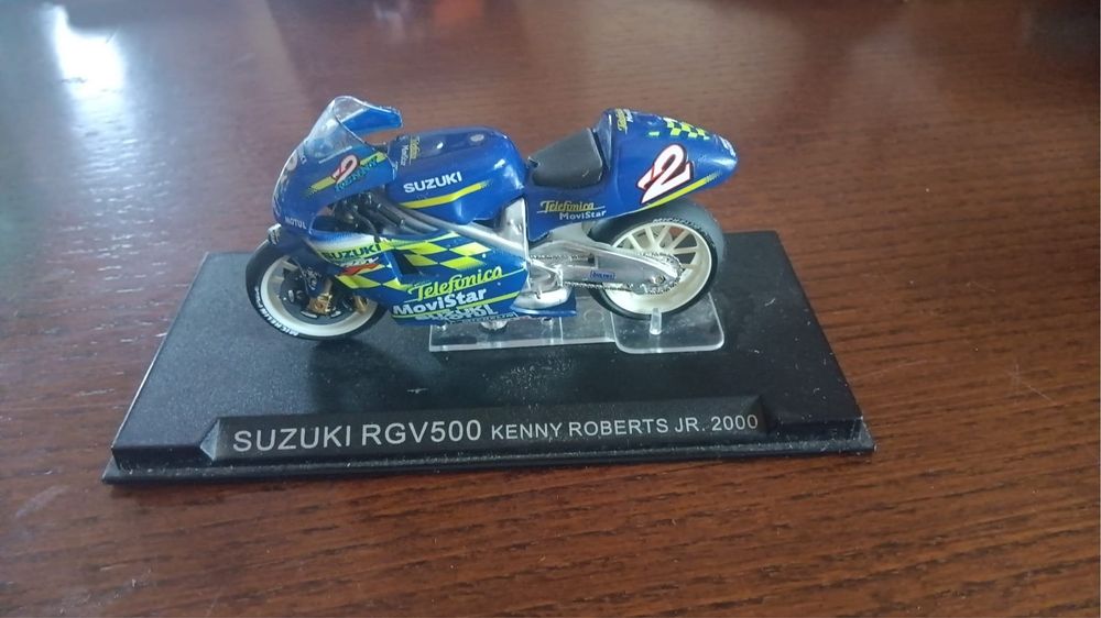 Motas miniaturas