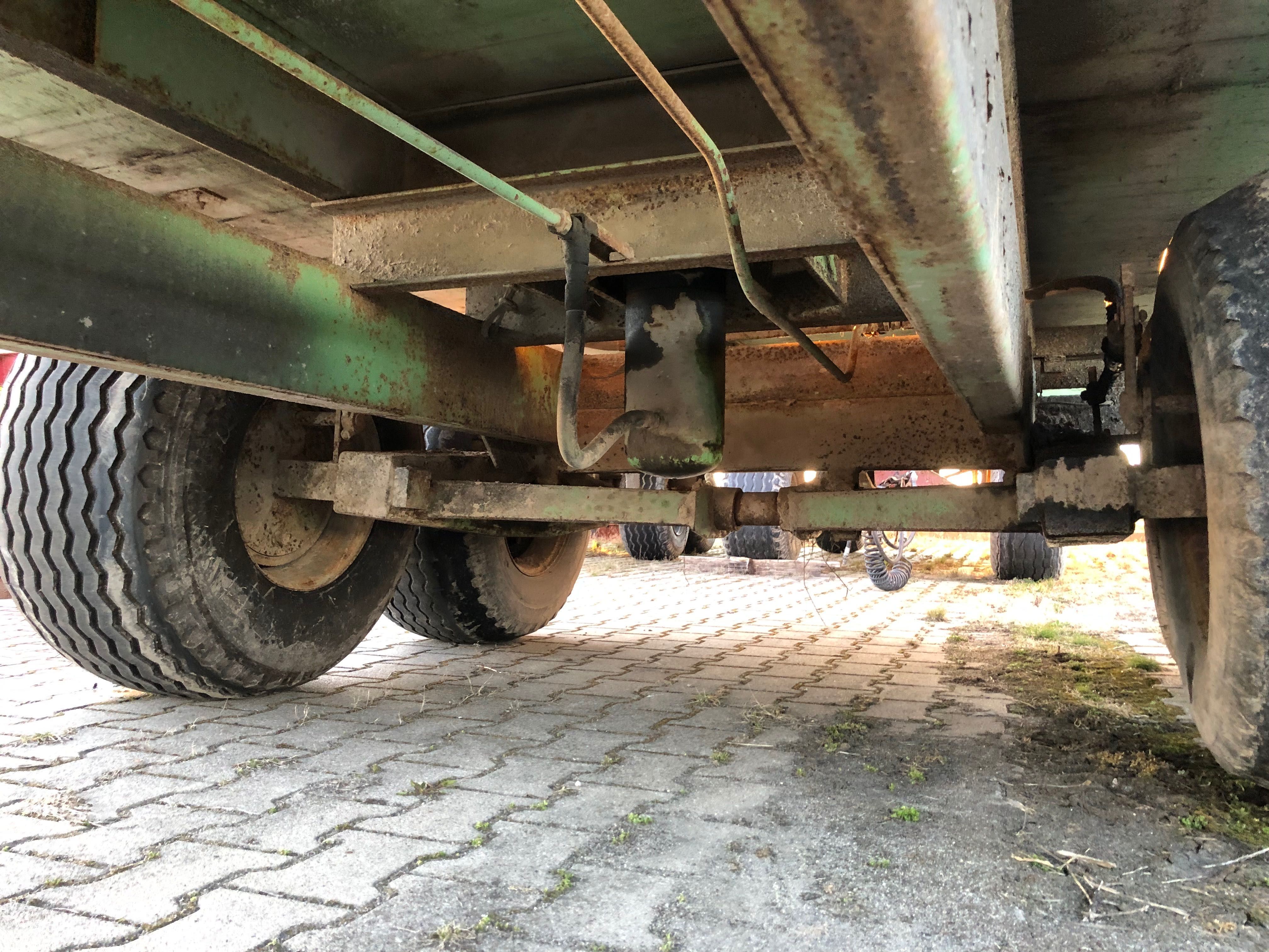 Przyczepy  zbożowe komplet 2szt tandem 10 ton 2 osie 8t ZAREJESTROWANE