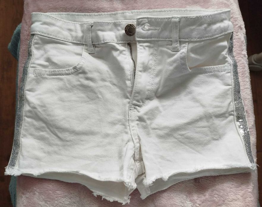 calções brancos menina