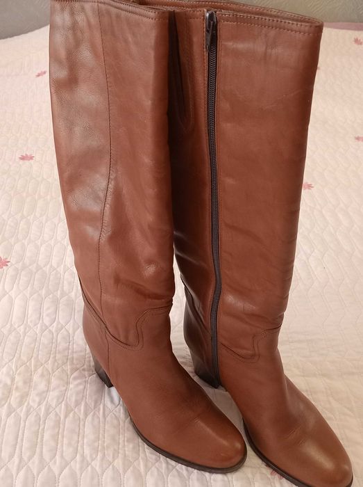 Чоботи Minelli жиночі 38 р.  ( Італія) натуральна шкіра,