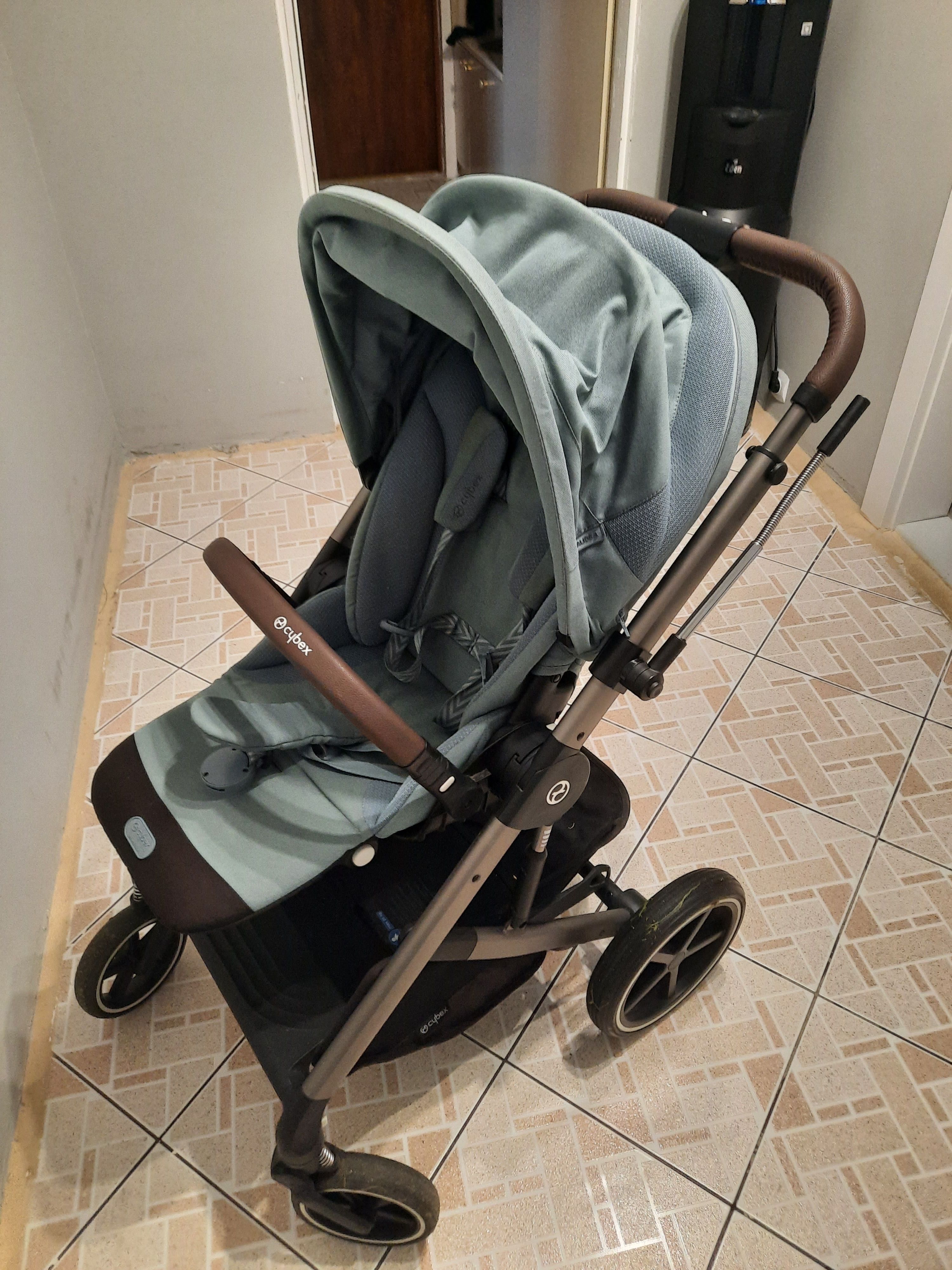 Sprzedam wózek cybex