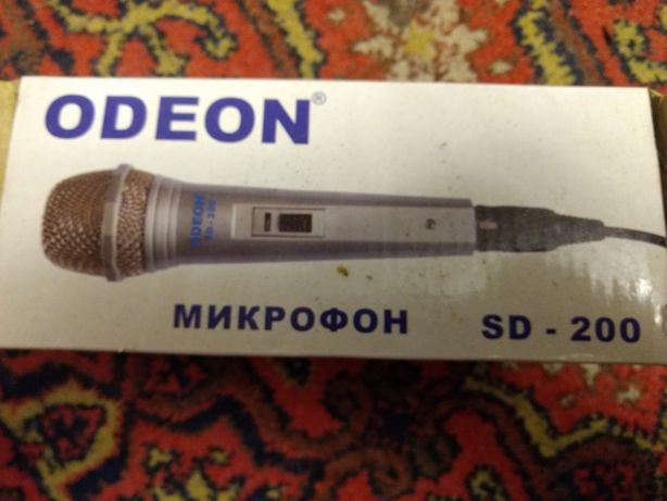 Микрофон "Odeon"