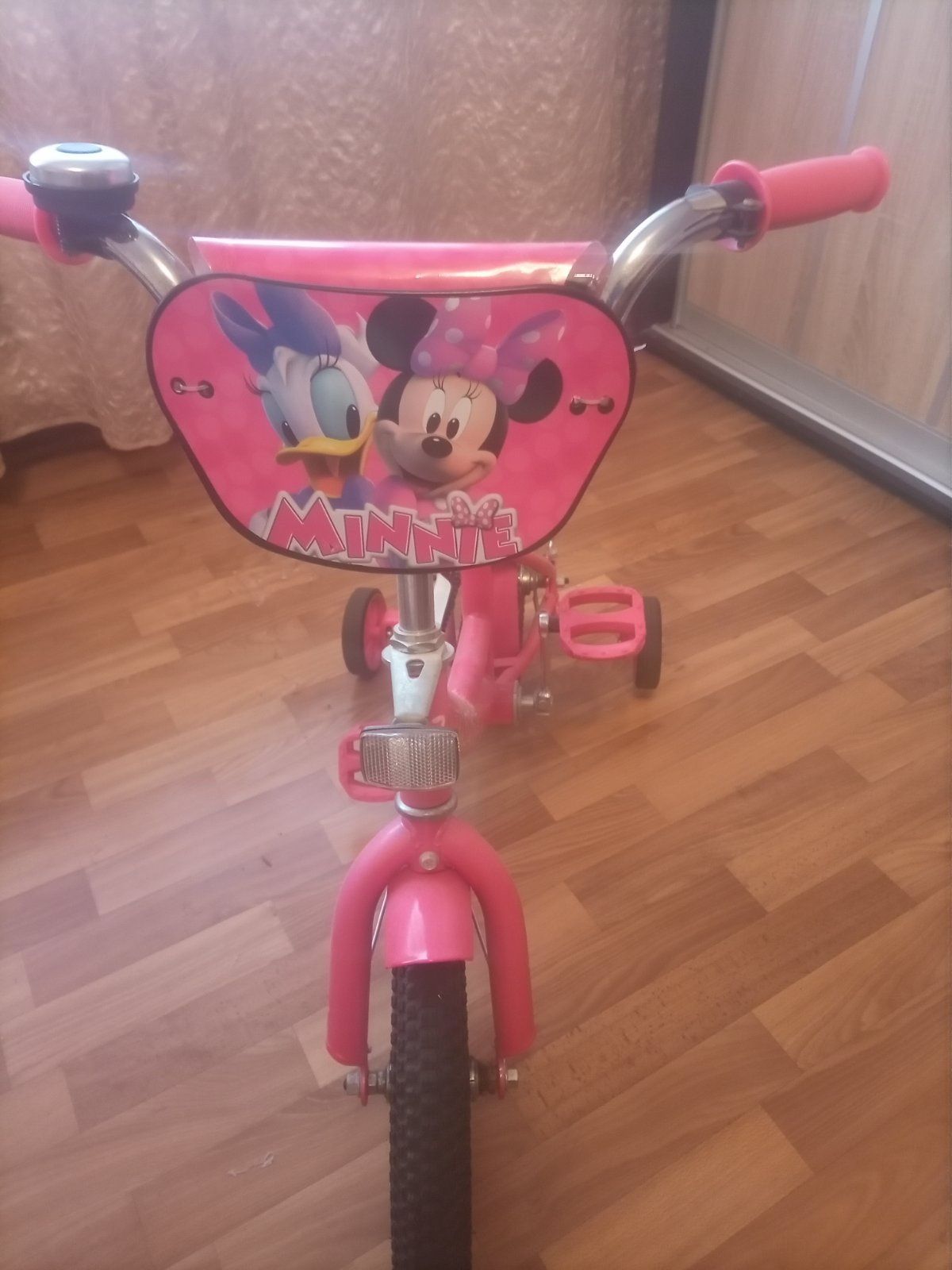 Детский велосипед для девочек.