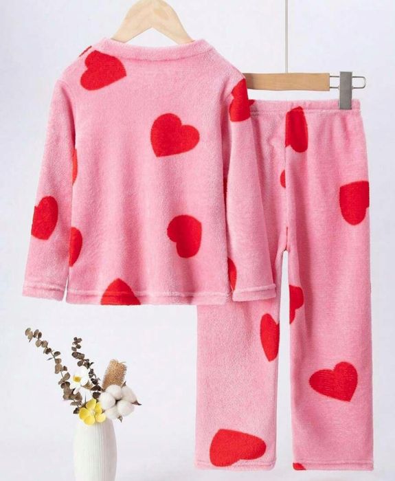 Piżama nowa 110 dziewczynka