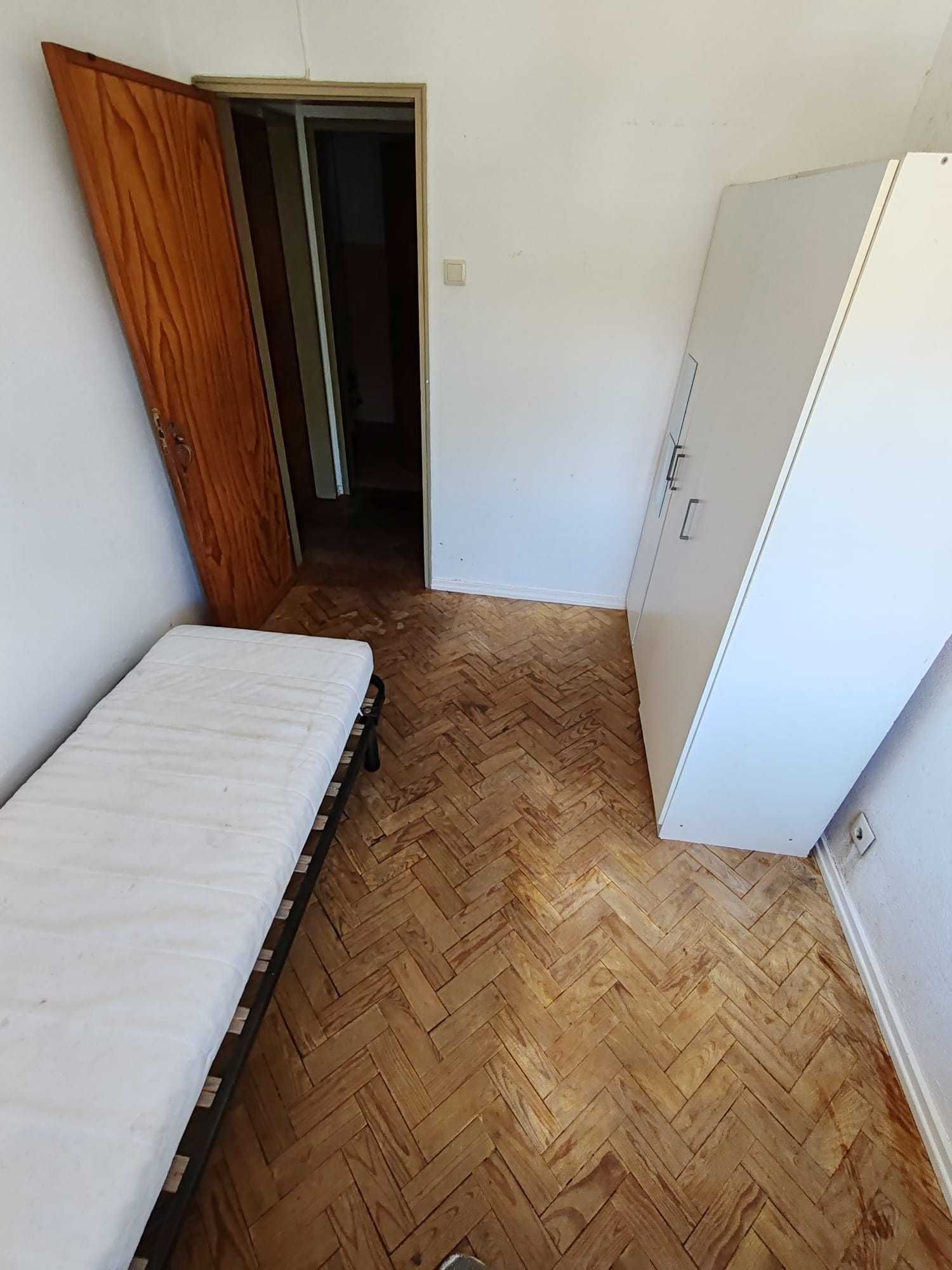 Quarto individual s/caução Olivais