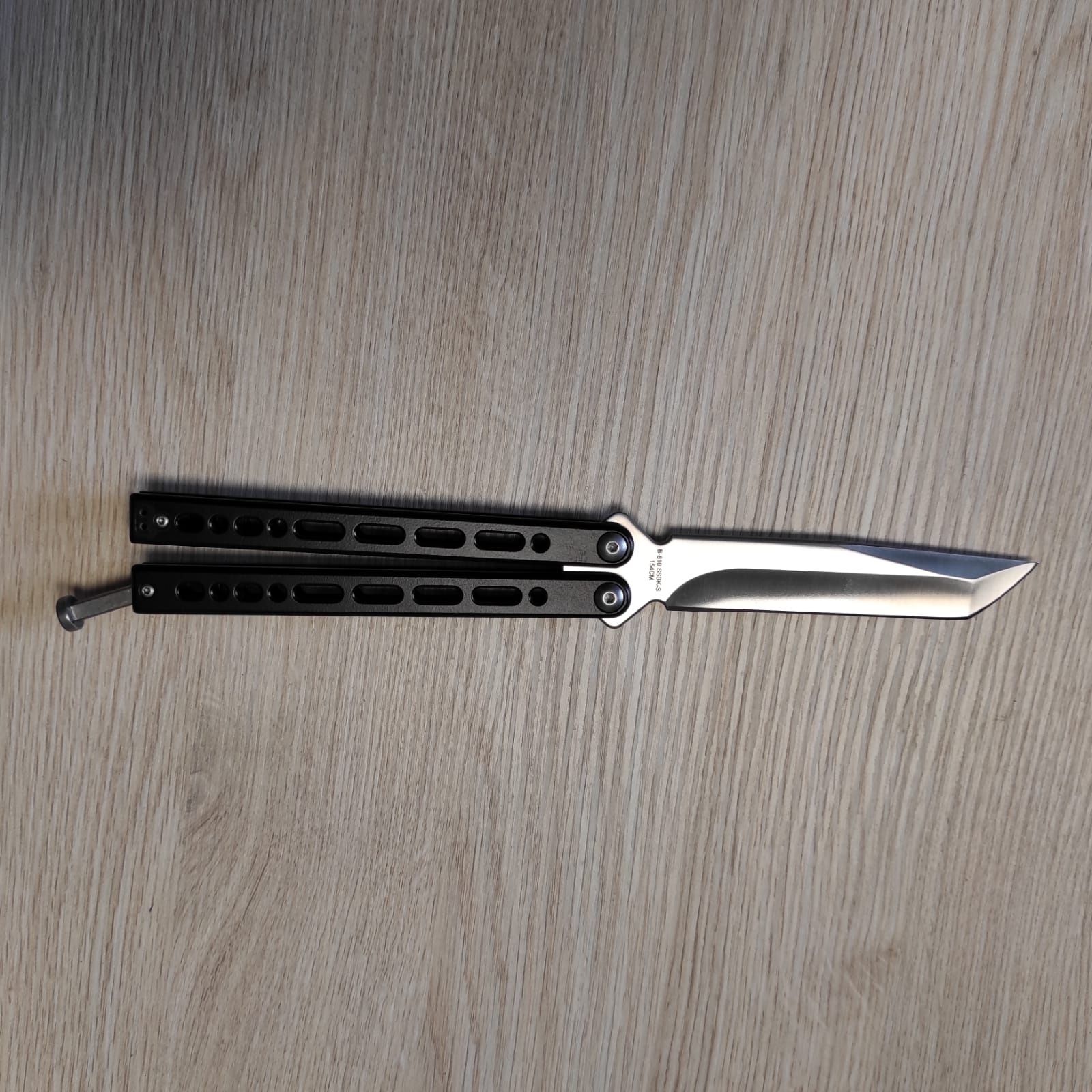 Balisong nóż motylkowy bear ops tanto viii EDC