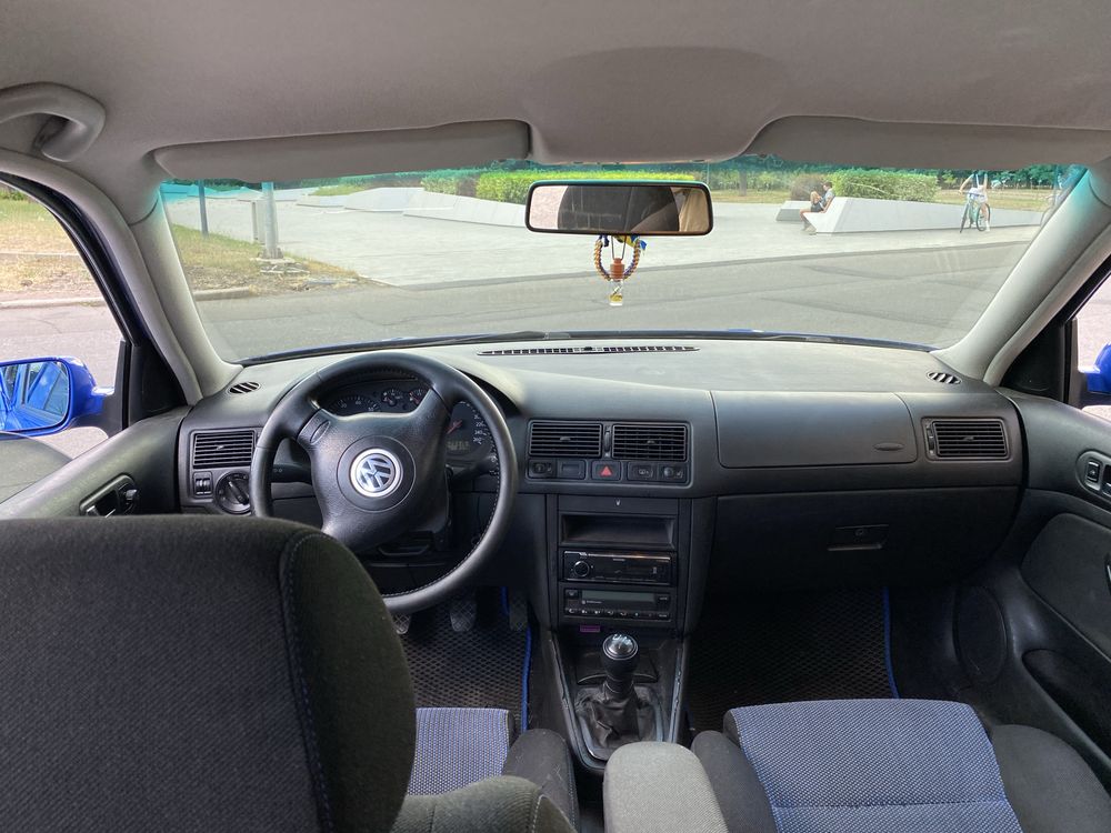 Продам Golf 4 1.6