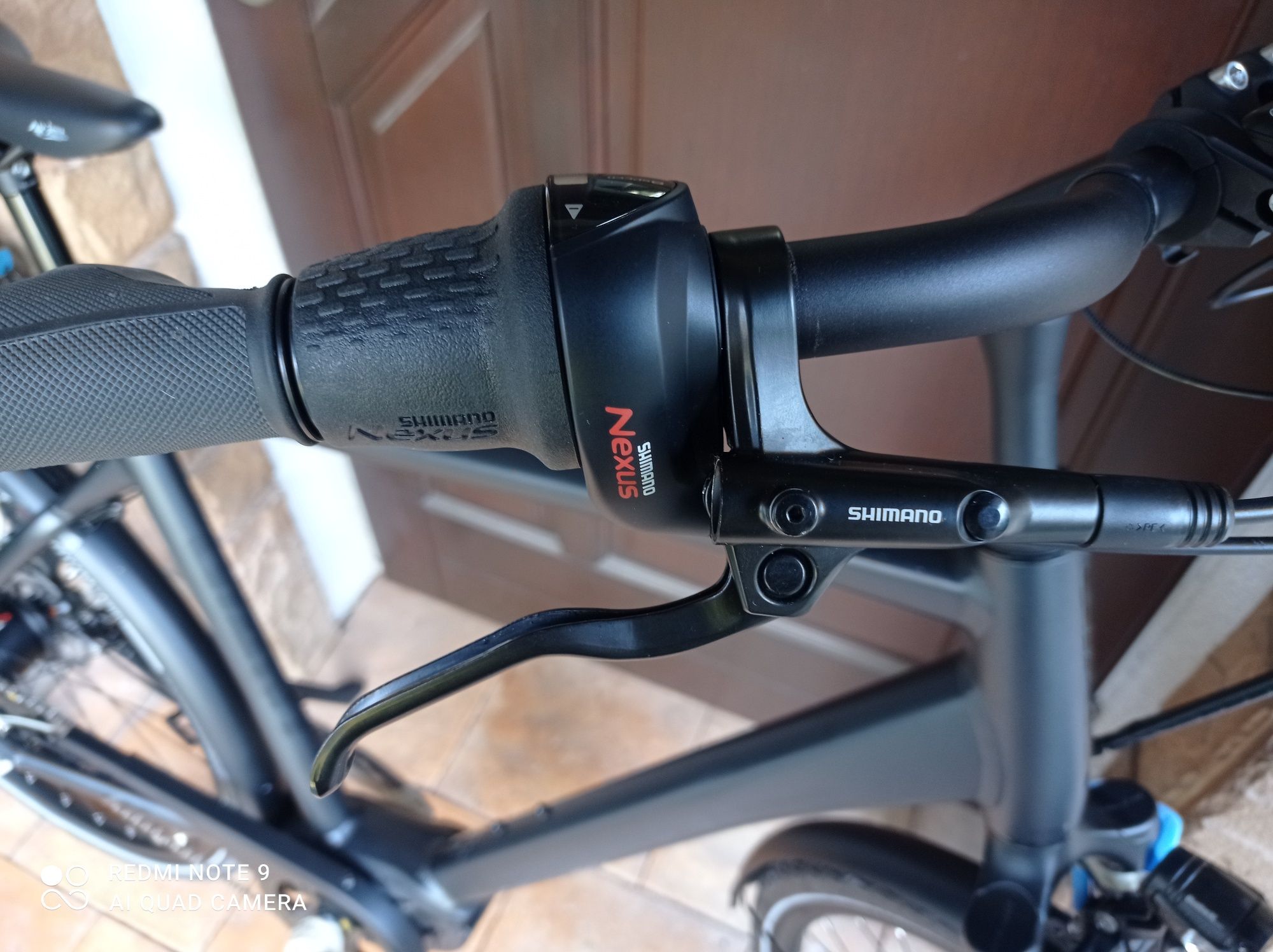 ROWERY Elektryczny Giant  28" NOWY 8 Nexus XL Yamaha  Wysyłka