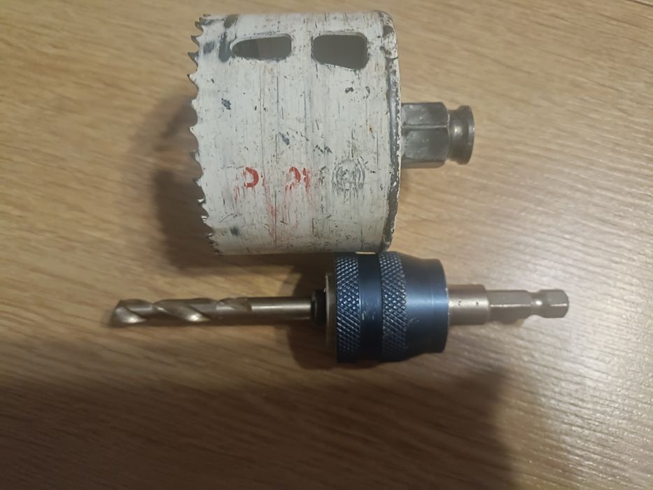 Otwornica Bosch 68mm  do drewna