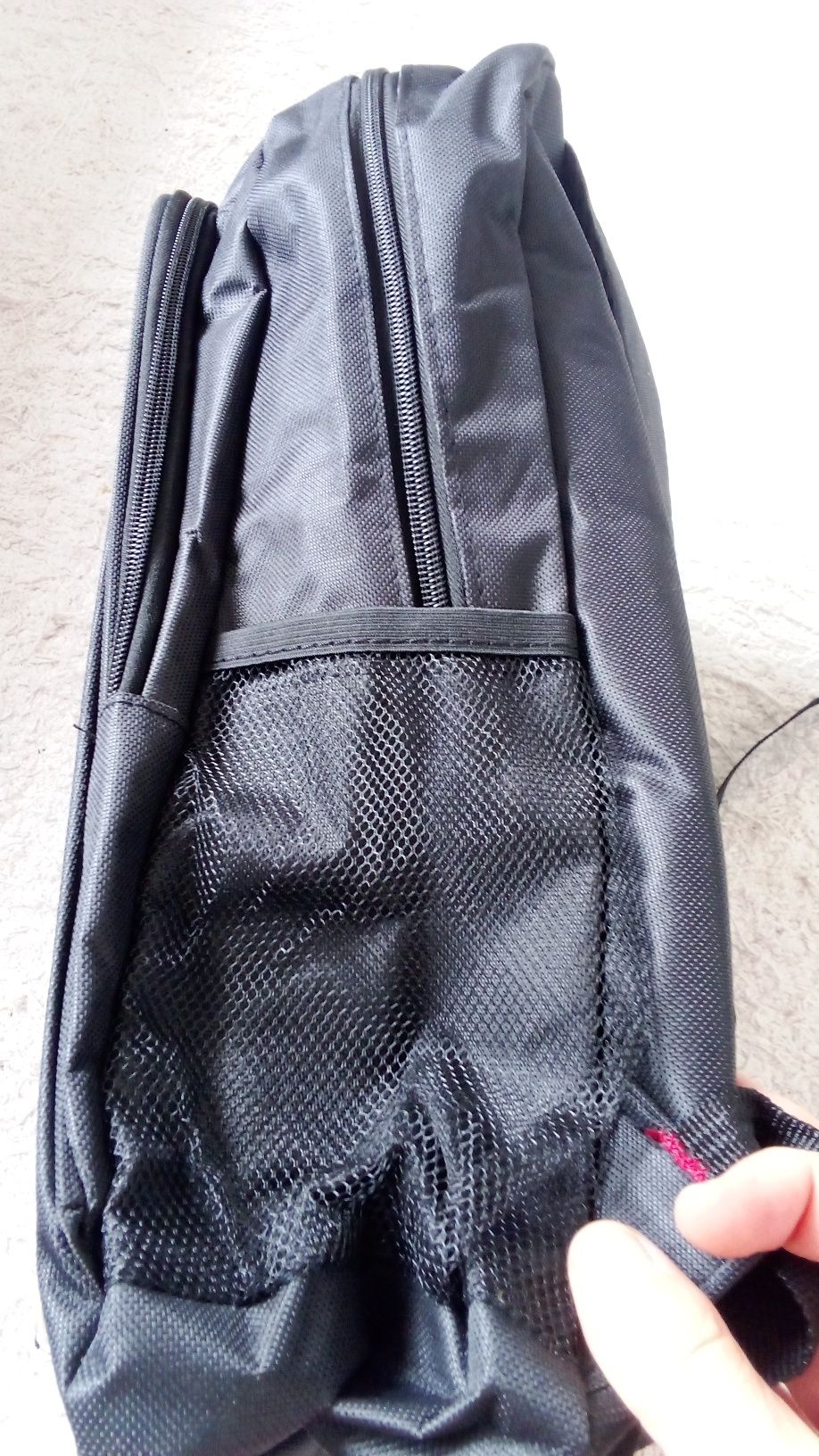 Mochila preta nova