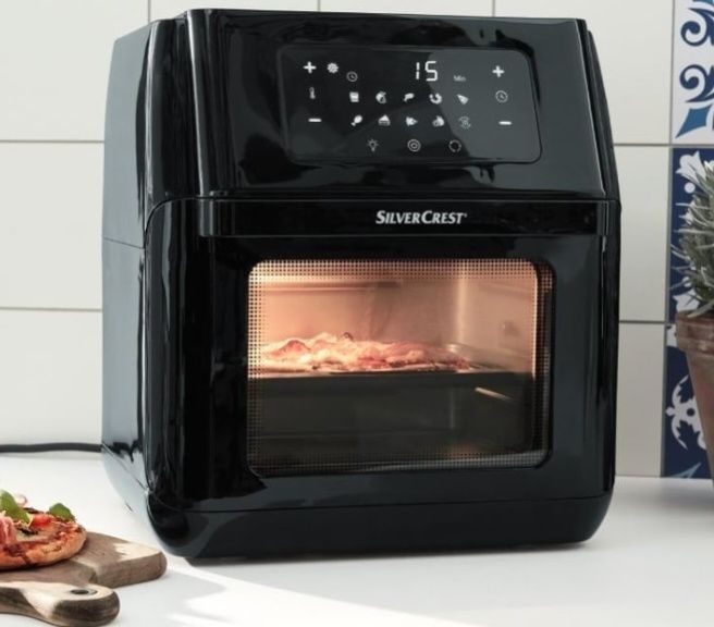 Air fryer 9 em 1 SilverCrest na caixa