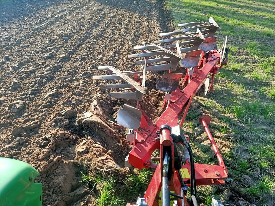 Pług 4 skibowy obrotowy Overum Agrolux MRS odk ażurowe Vogel Noot Naud