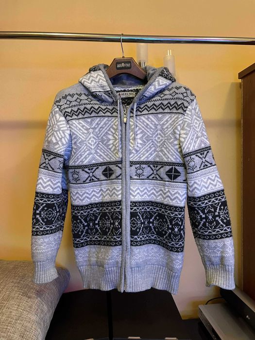 Ciepły sweter męski z kapturem 70% wełna L – gruby i miękki