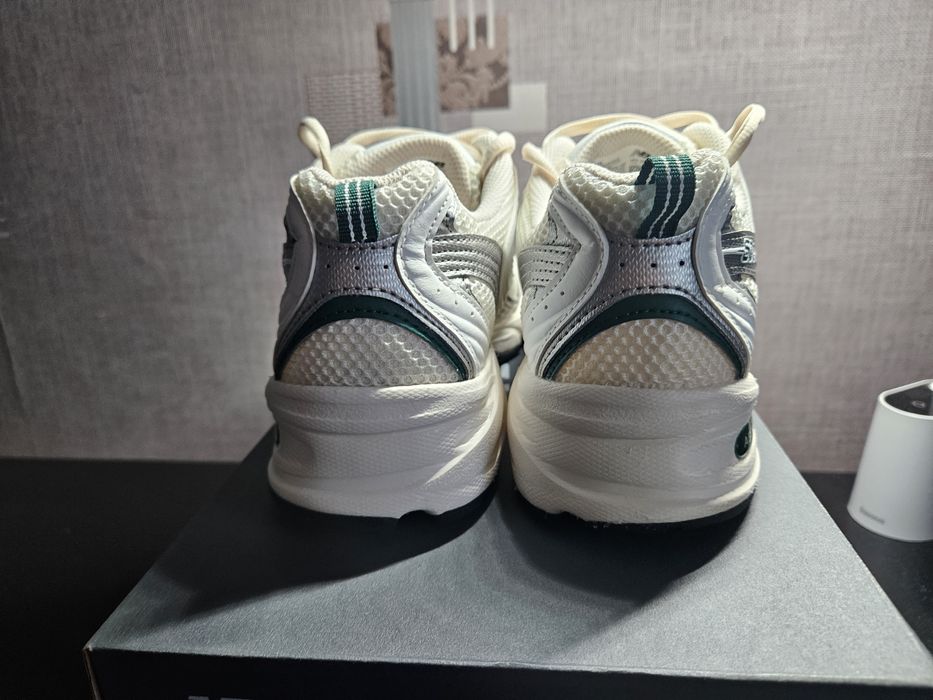 Оригінал New  Balance 530 MR530SX 41.5 (8) 26 см Білий/ Зелений