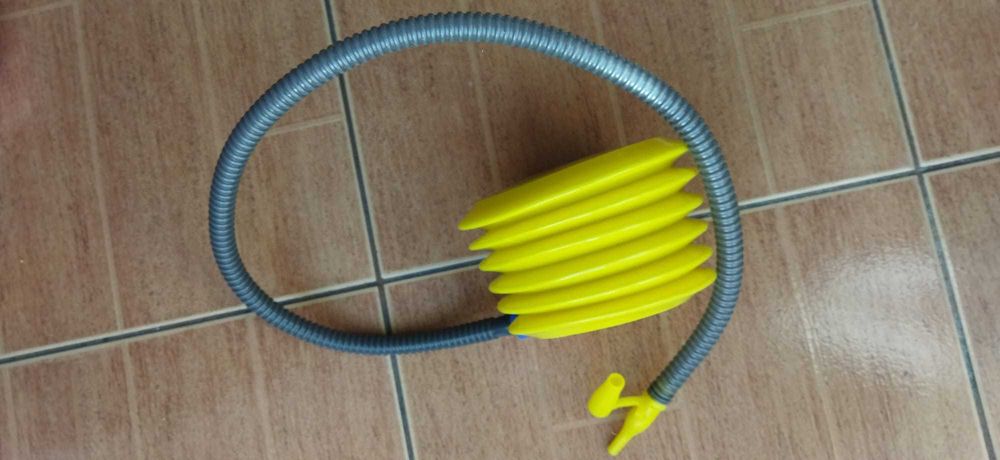 Bomba de encher, colchão, prancha, paddle, caiaque, canoa, rio