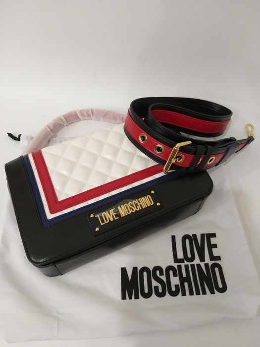 Очень стильные сумочки!