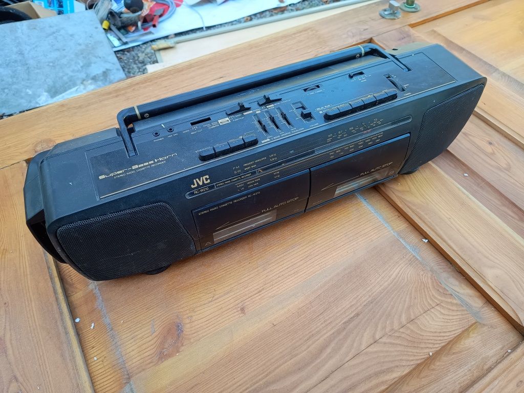 JVC RC W210 radio