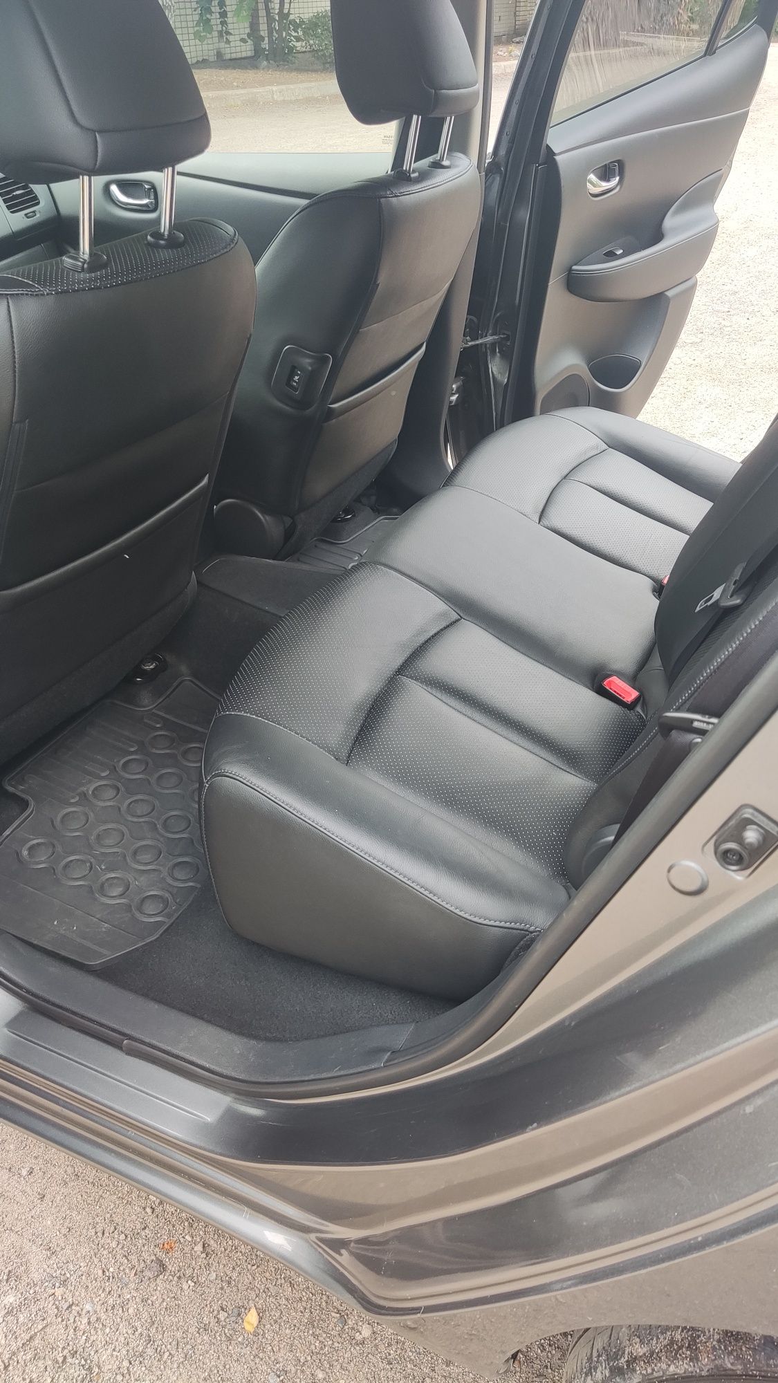 Продам Nissan leaf Tekna