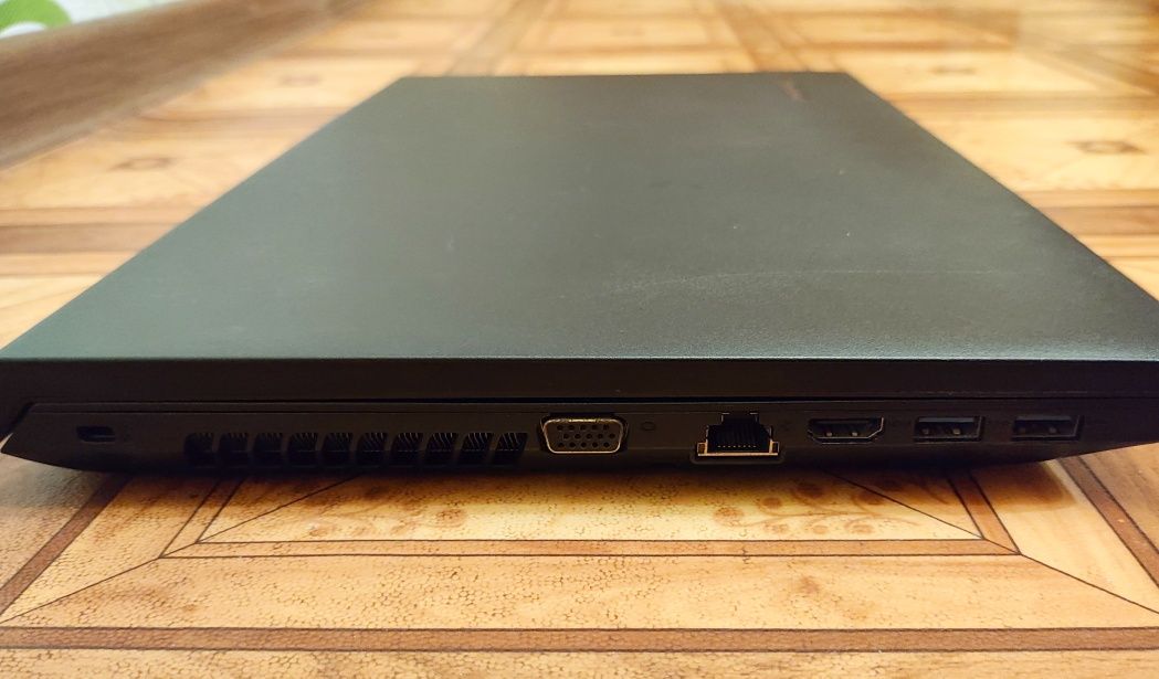 Lenovo B590 intel i3/RAM6/HDD500GB/Nvidia GT 610