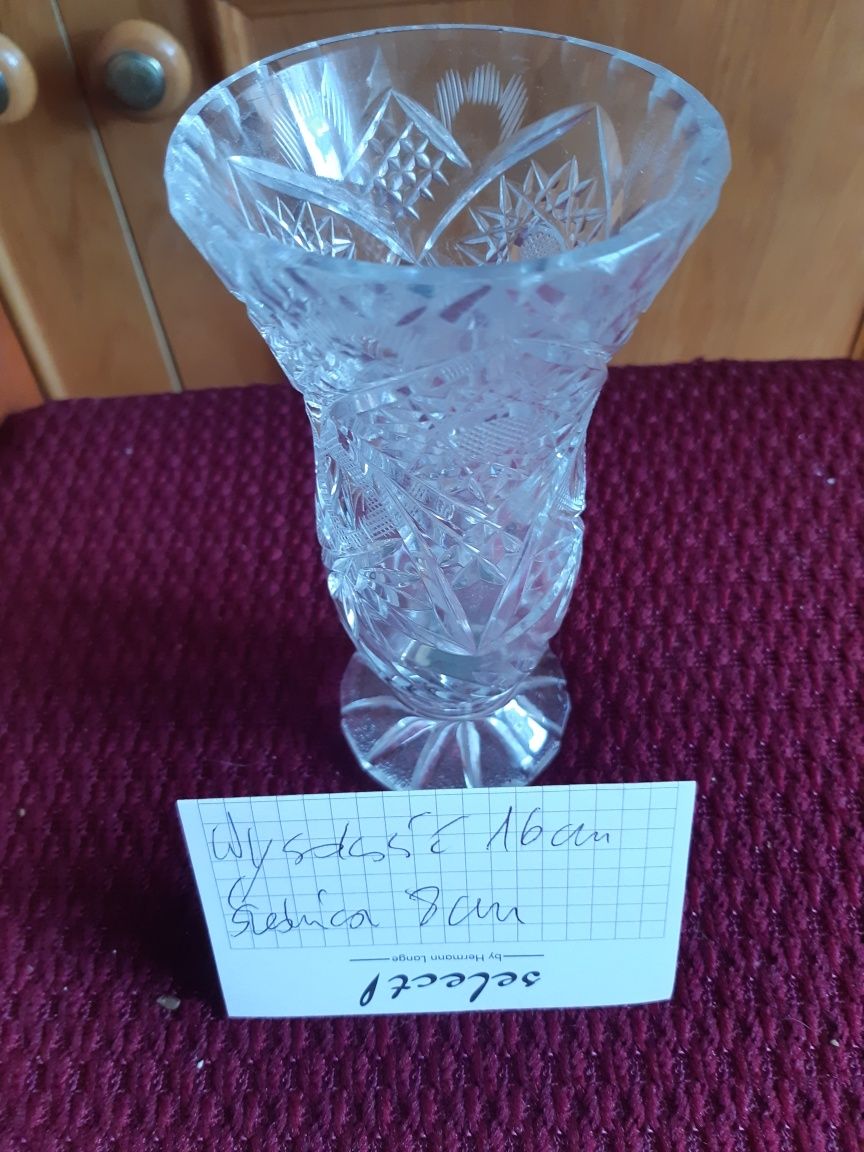 Kryształy Kryształy.