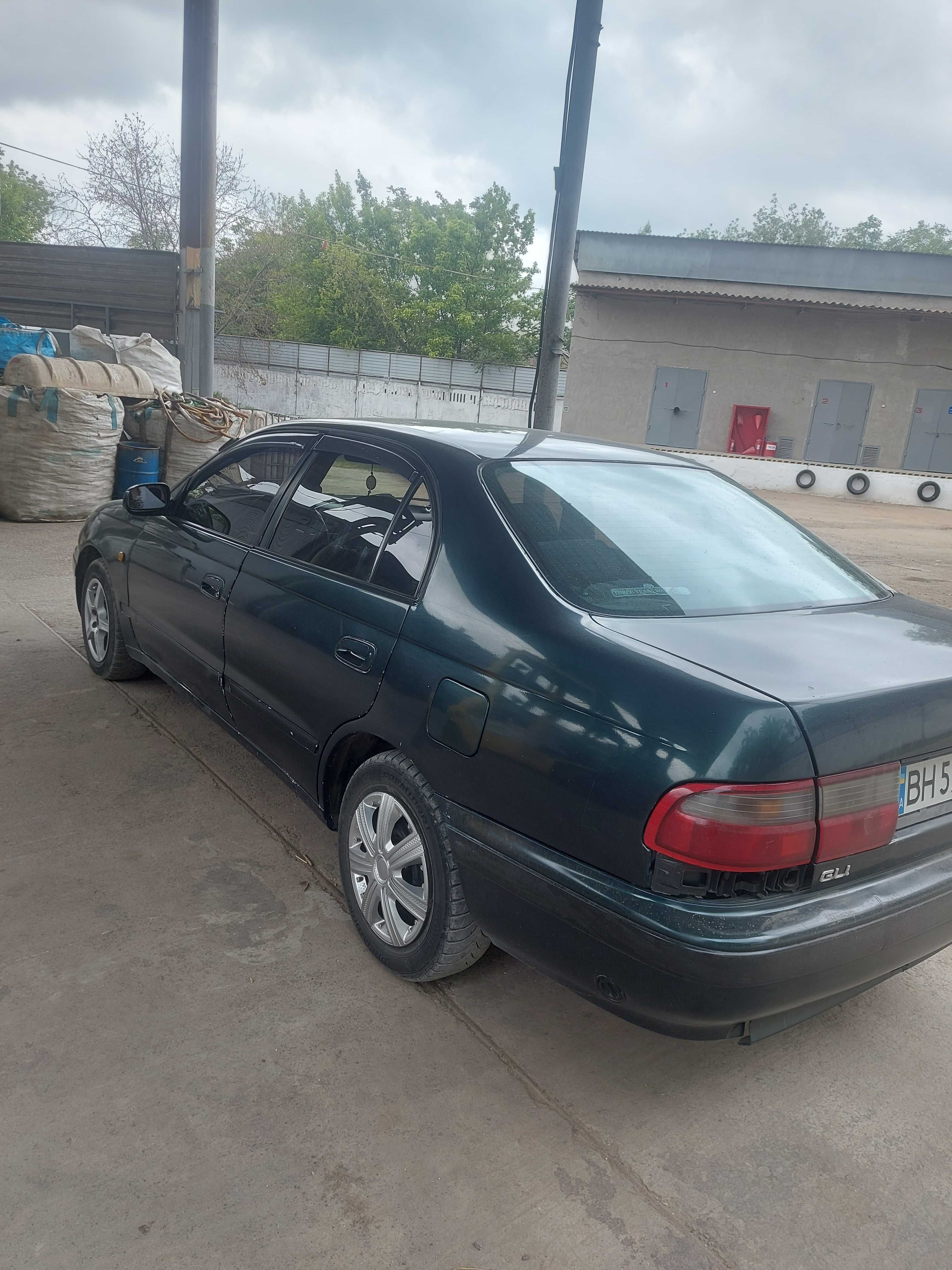 Продам Toyota “Carina E”