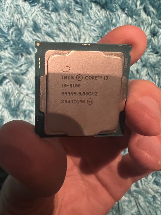 Processador Intel I3 8100