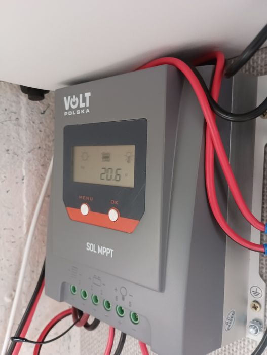 Sprzedam Łódź Dolphin z silnikiem zaburtowym