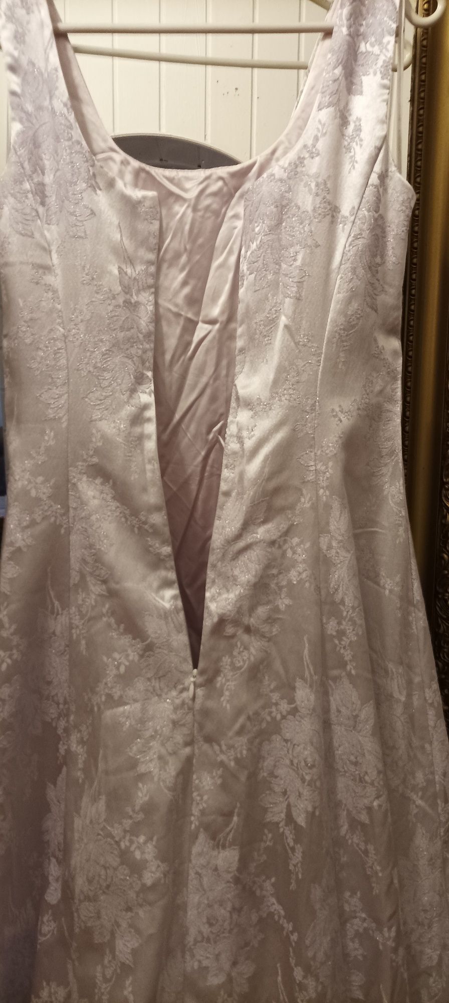 Suknia ślubna z USA.