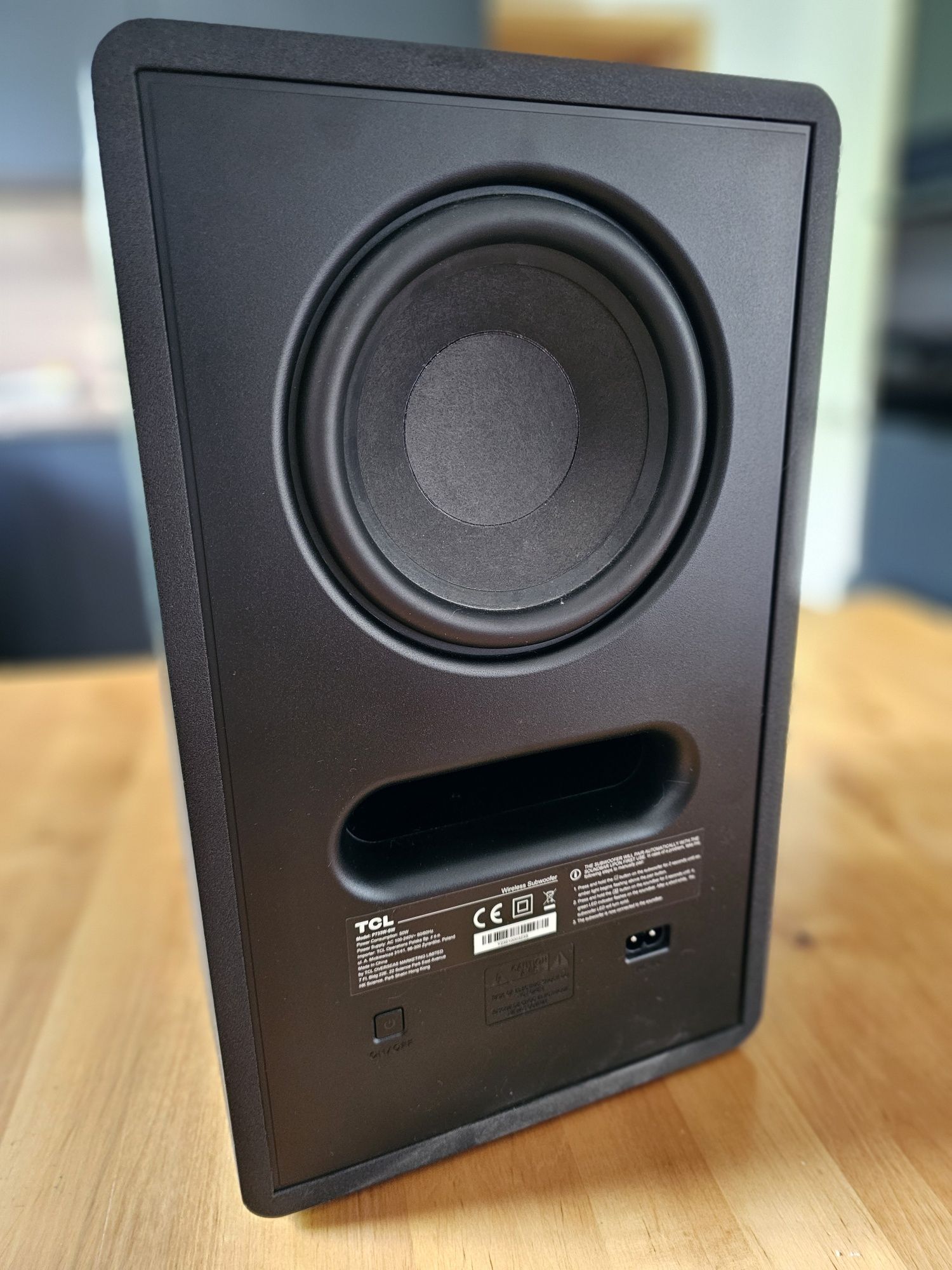Soundtrack TCL z Subwooferem P733