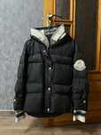 Жіноча куртка Moncler