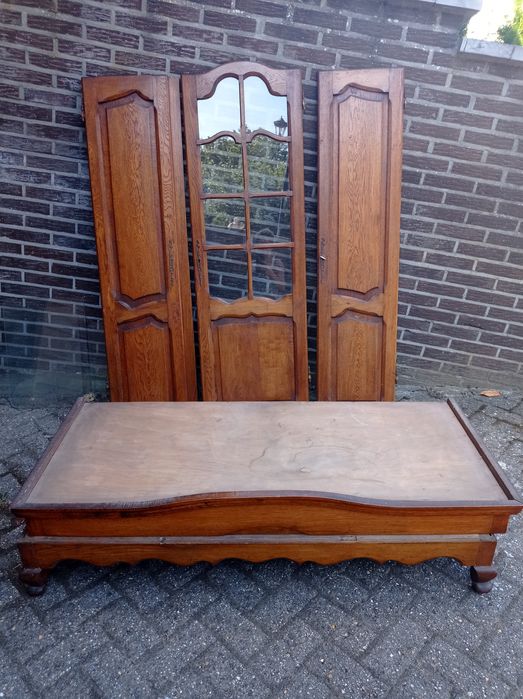 Witryna. Szafa Ludwikowska.