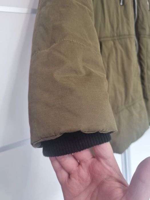 Kurtka parka Stradivarius z kożuszkiem kaptur khaki długa Stradivarius