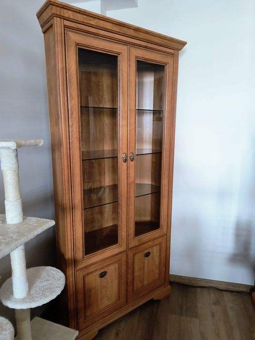 Szafa narożna witryna szklana