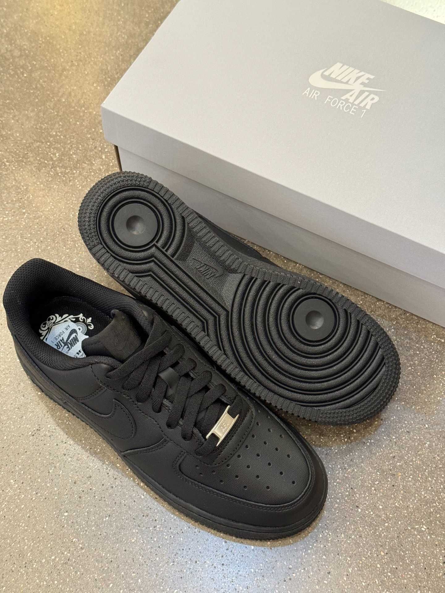 buty Espadryle NikeAirForce1 Black Espadryle R.44
