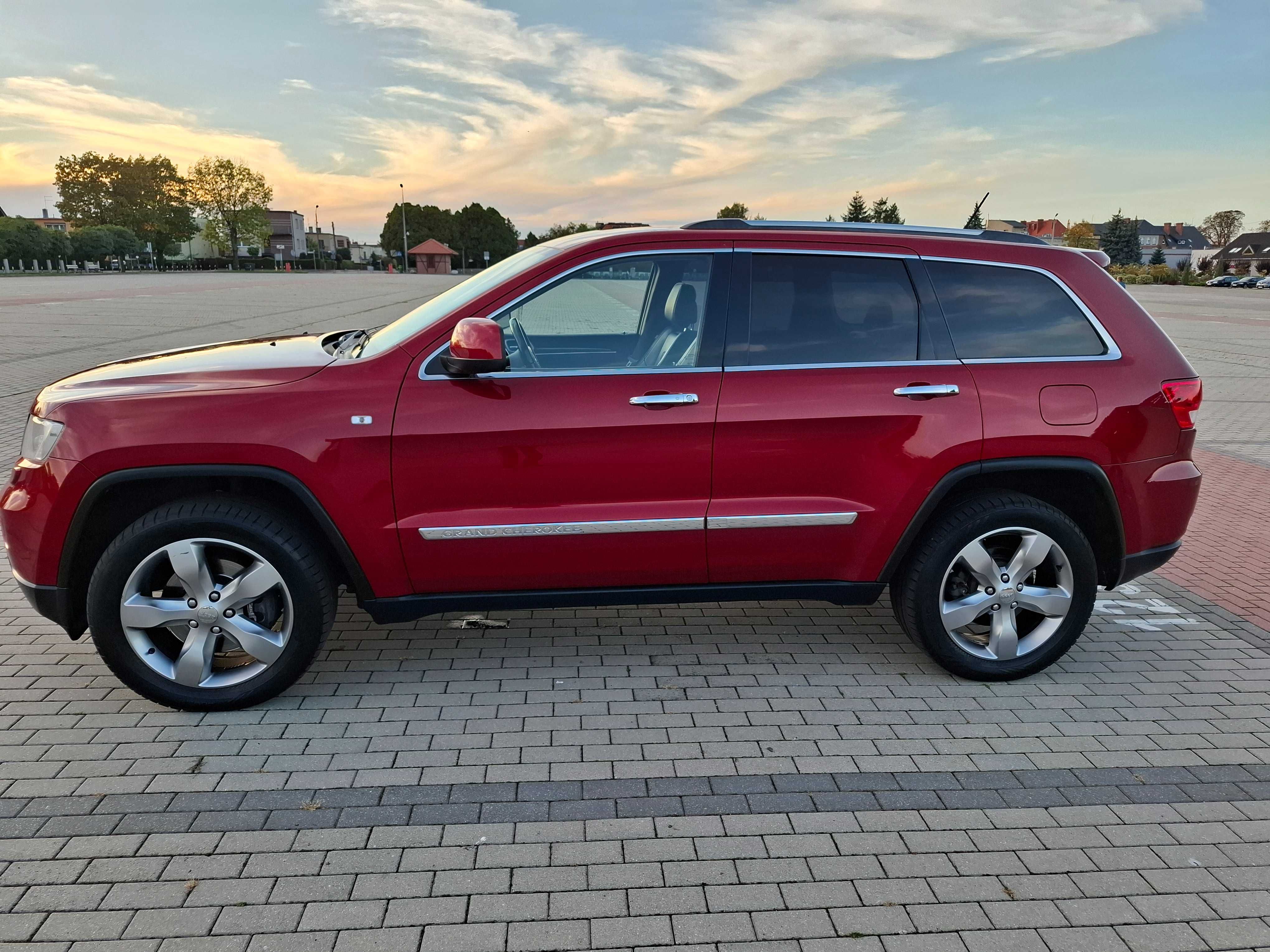 JEEP GRAND CHEROKEE w najbogatszej wersji OVERLAND