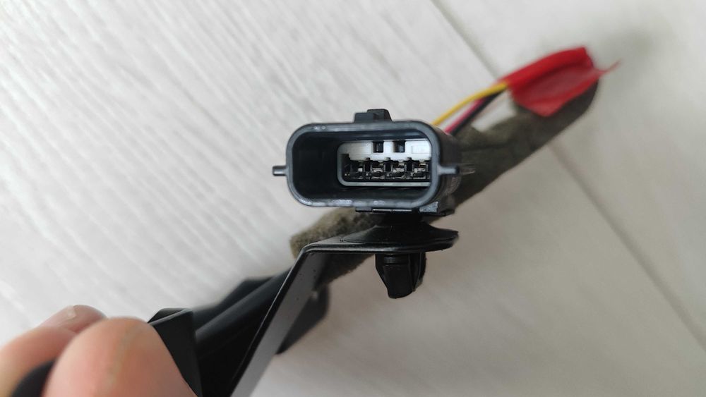 Камера парковки передня 284F16FL1A Nissan X-Trail Leaf