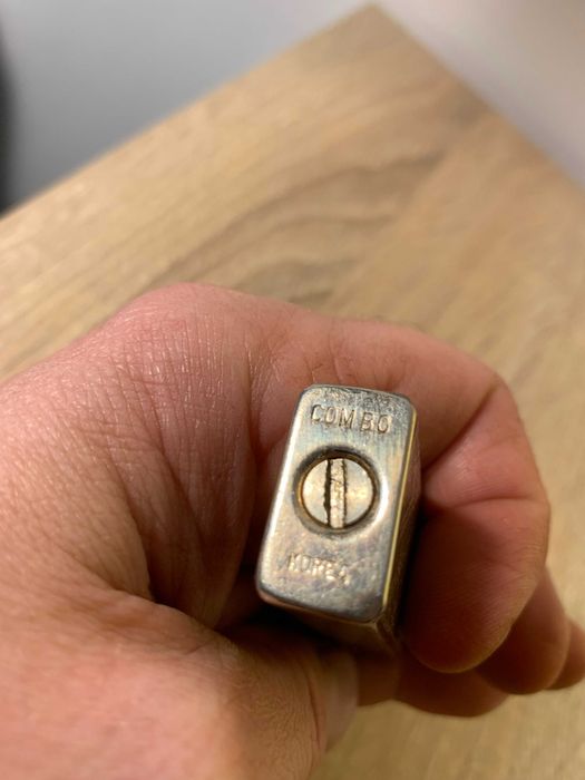 stara kolekcjonerska zapalniczka gazowa sygnowana COMBO KOREA, Vintage