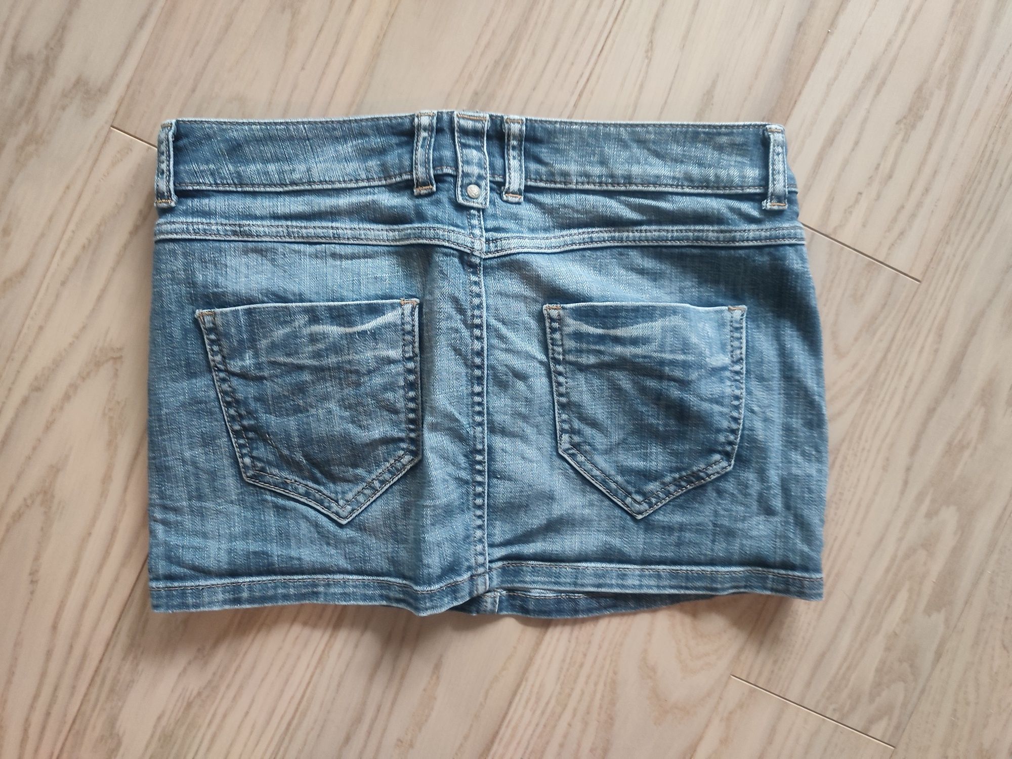 Mini spódniczki, jeans, materiał, każda szt za 10zł