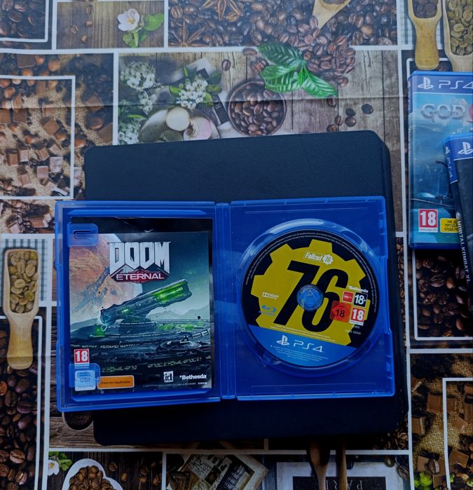 Продам Sony PlayStation 4 Slim 500gb