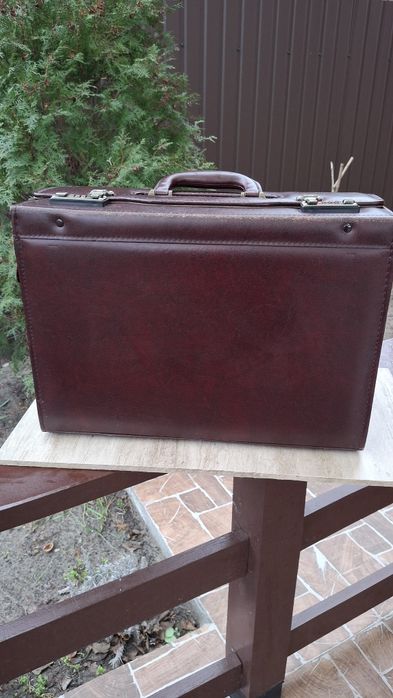 Саквояж, Чемодан, Портфель, Дипломат.