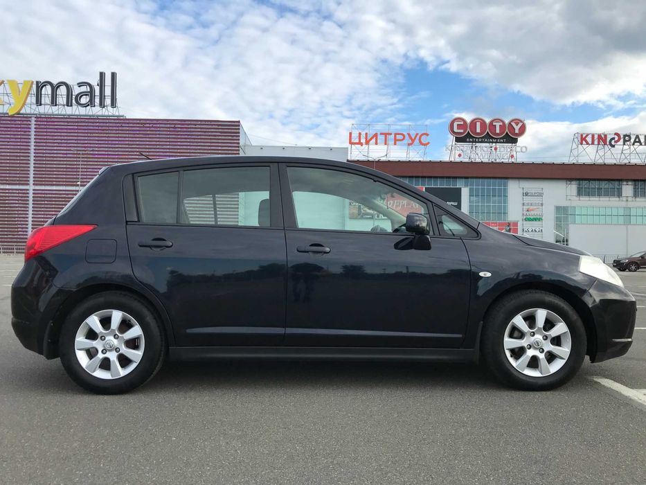 Продам Nissan Tiida 1.6/єдиний власник/повна історія обслуговування