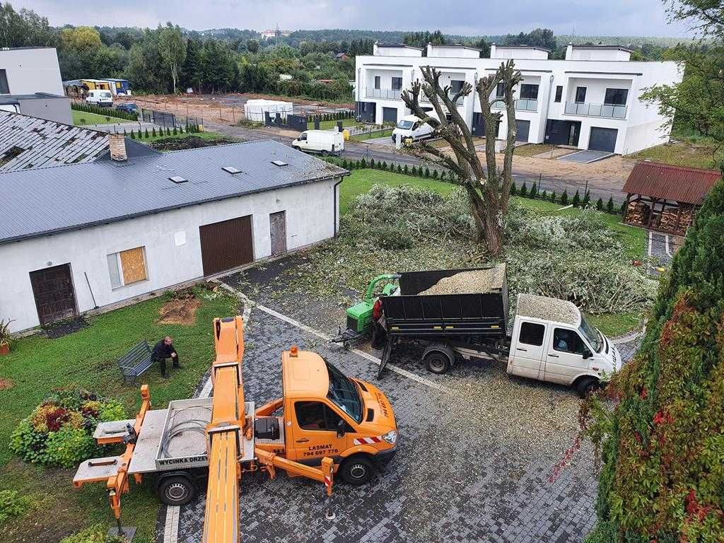 Wycinka drzew frezowanie pni podnośnik koszowy 22m zwyżka rębak