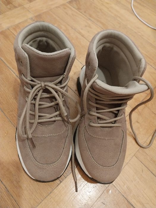 Buty MUSK, rozm.38, jesienno zimowe