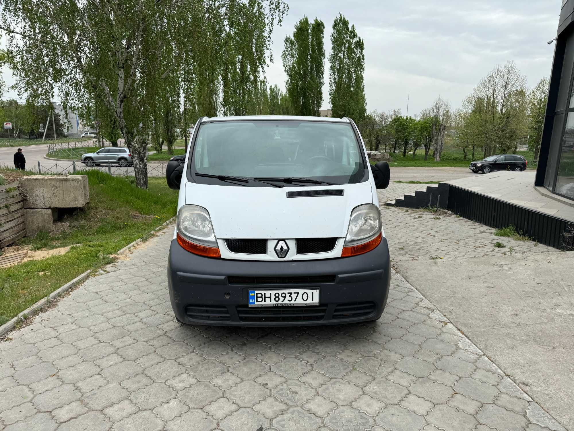RENAULT Trafic 2002 1. 9dci  пас7+1