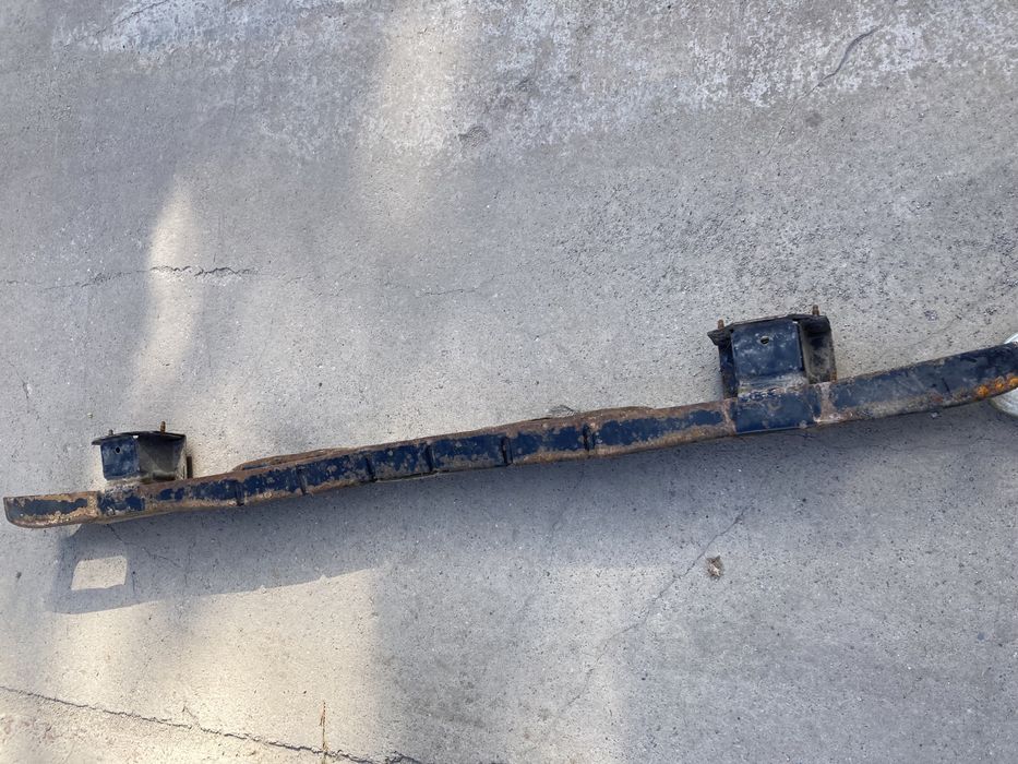 Усілітель заднього бампера Renault Trafic