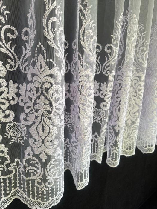Готовые тюли по 5м высотой 1,70м , гардины на кухню